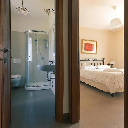 Farm stay Pian Del Grano Azienda Agricola Grotte di Castro
